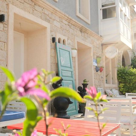 Kybele Suites Alaçatı Exterior foto