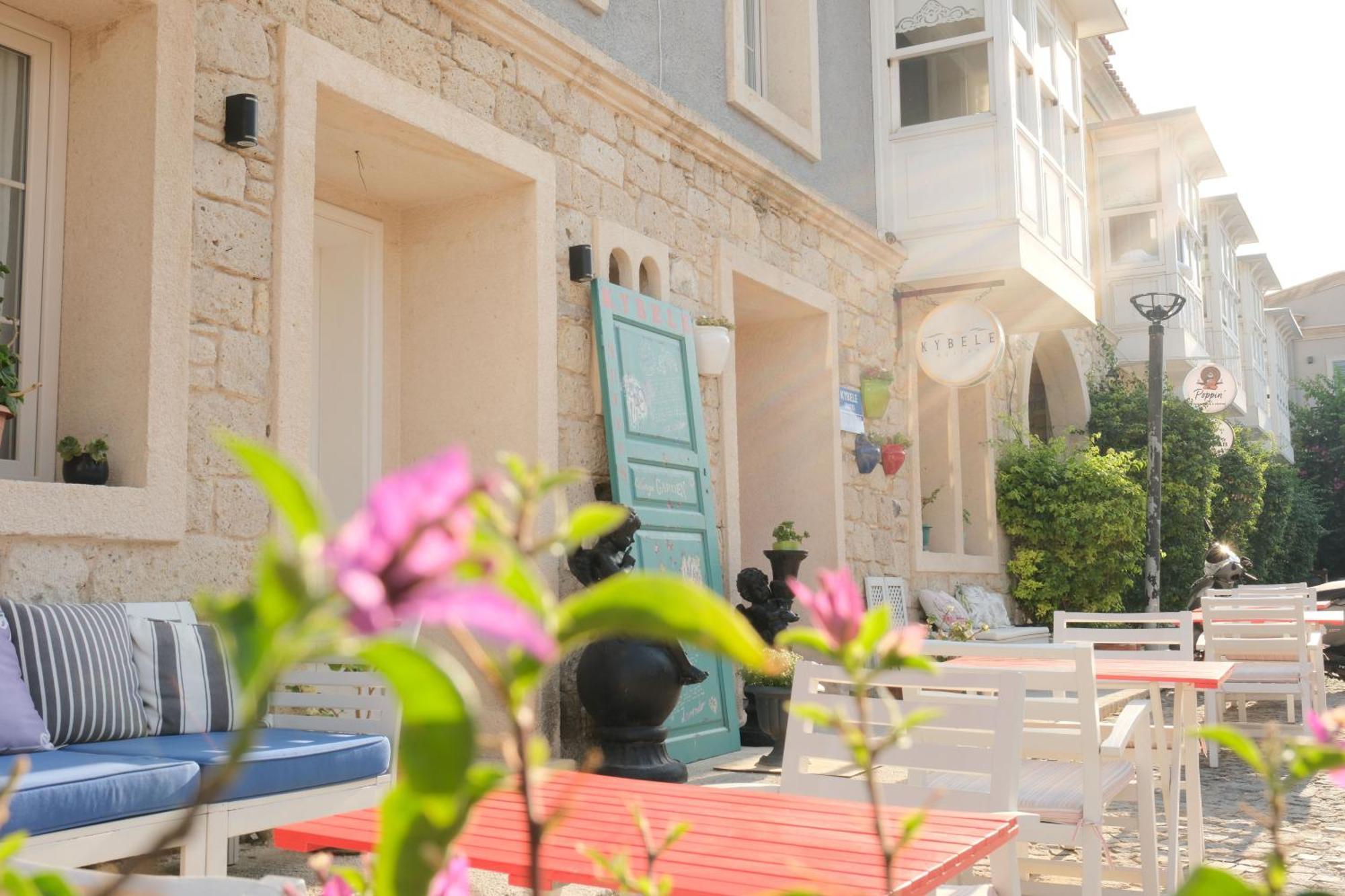 Kybele Suites Alaçatı Exterior foto
